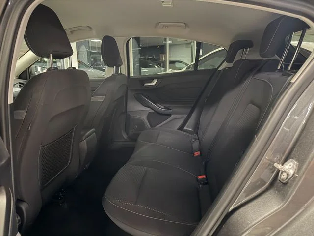 Ford Focus – 24