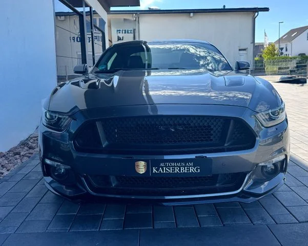 Ford Mustang – 2