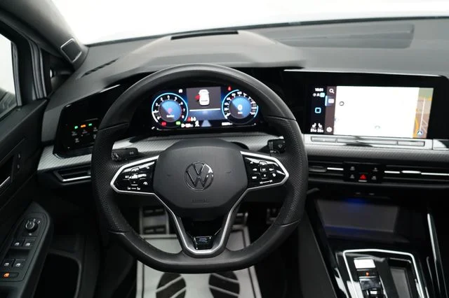 VW Golf – 21