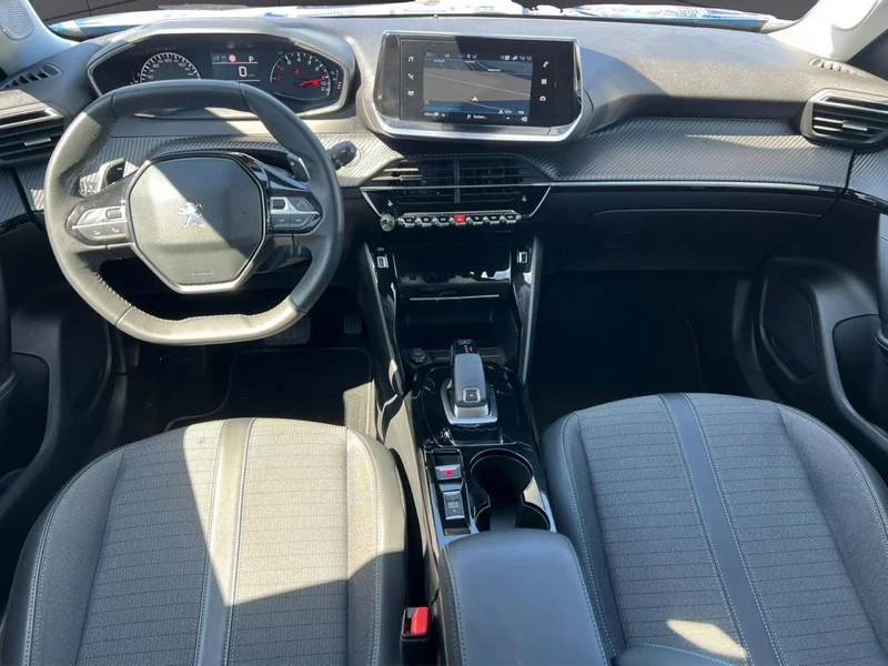 Peugeot 2008 – 15