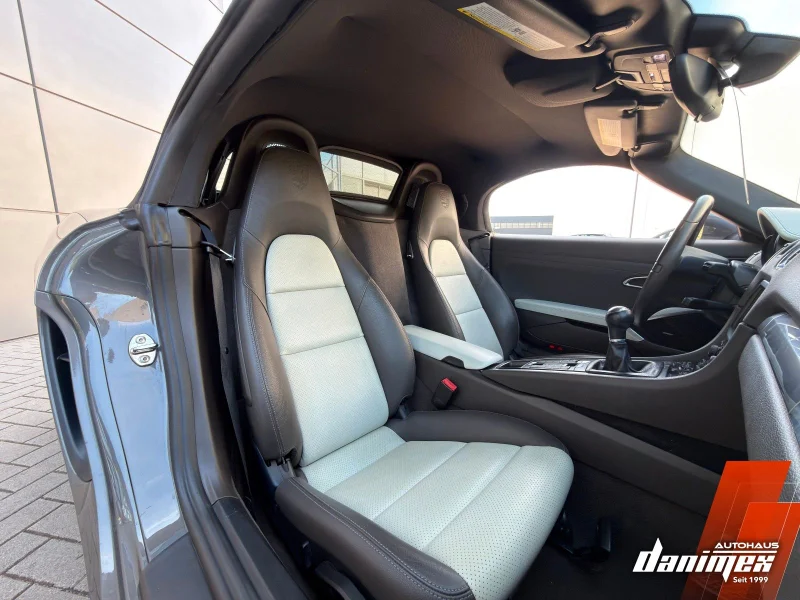 Porsche Boxster – 16