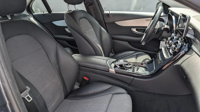 MERCEDES-BENZ C 200 – 19