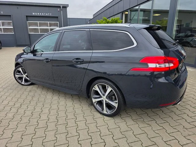 Peugeot 308 – 9