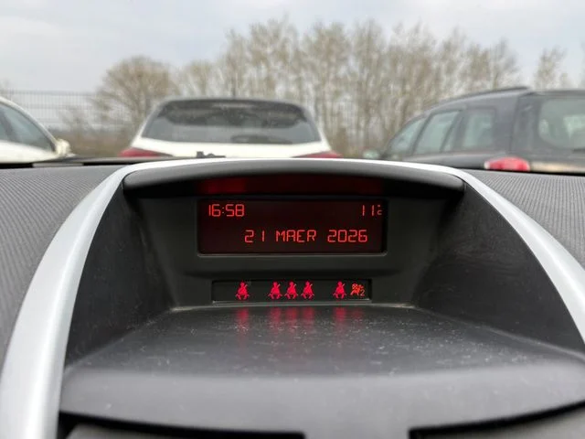 Peugeot 207 – 10