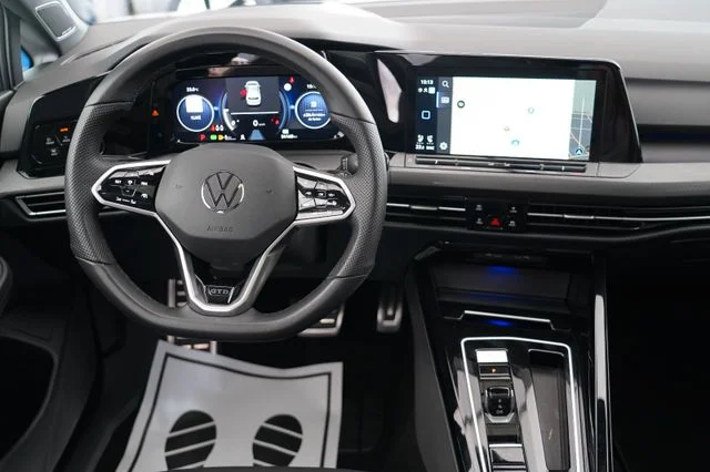 VW Golf – 20