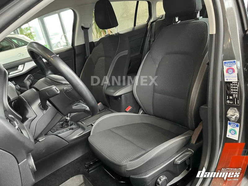 Ford Focus – 9