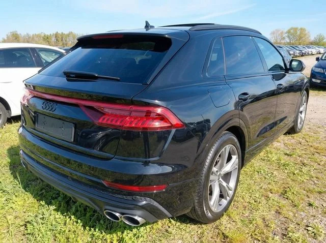 AUDI SQ8 – 2