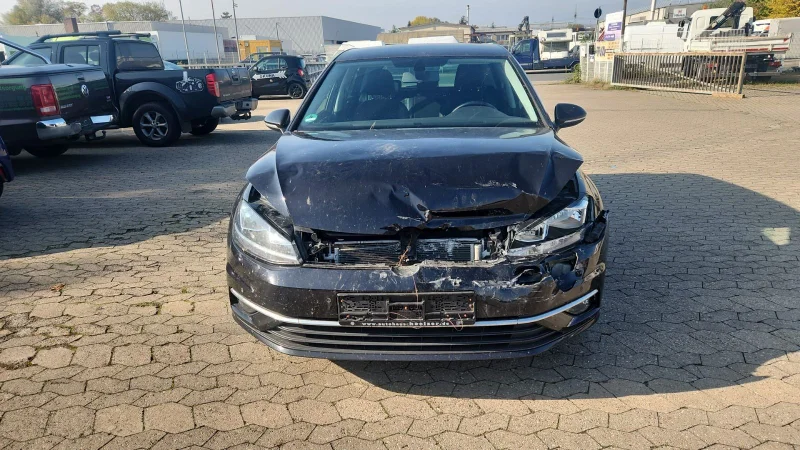 Volkswagen Golf – 9