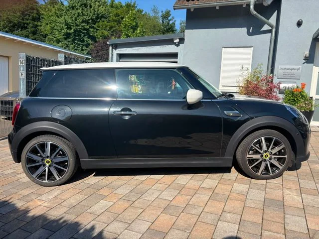 Mini COOPER SE – 4