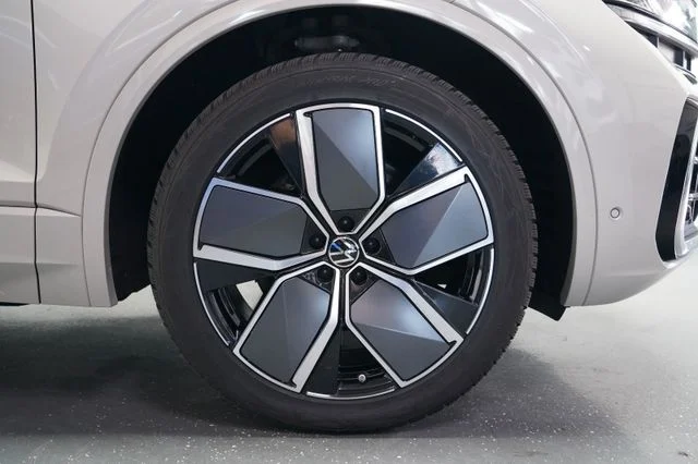 VW Touareg – 8