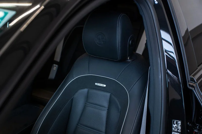 Mercedes-Benz E 63 AMG – 22