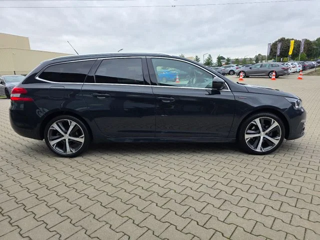 Peugeot 308 – 19