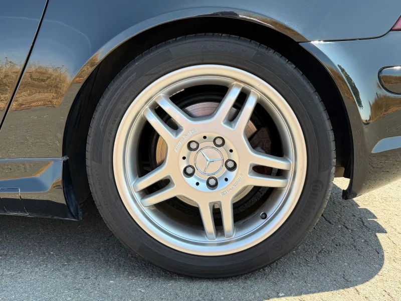 Mercedes-Benz SLK 32 AMG – 31