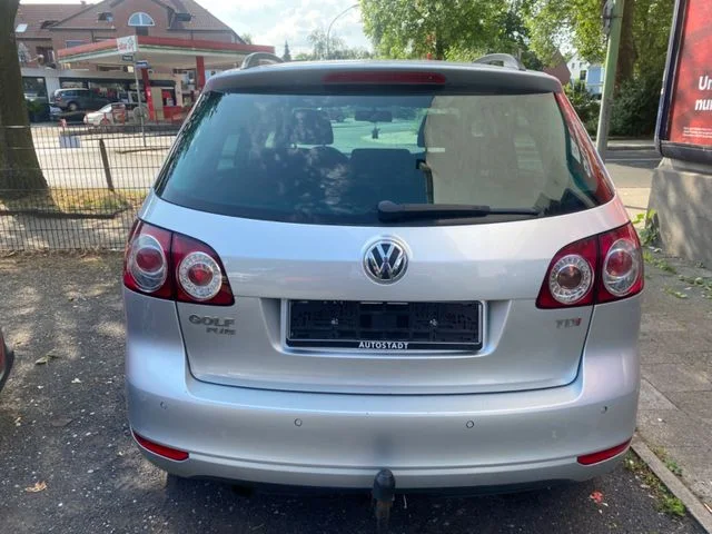 VW Golf – 11