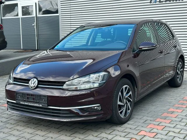 VW Golf