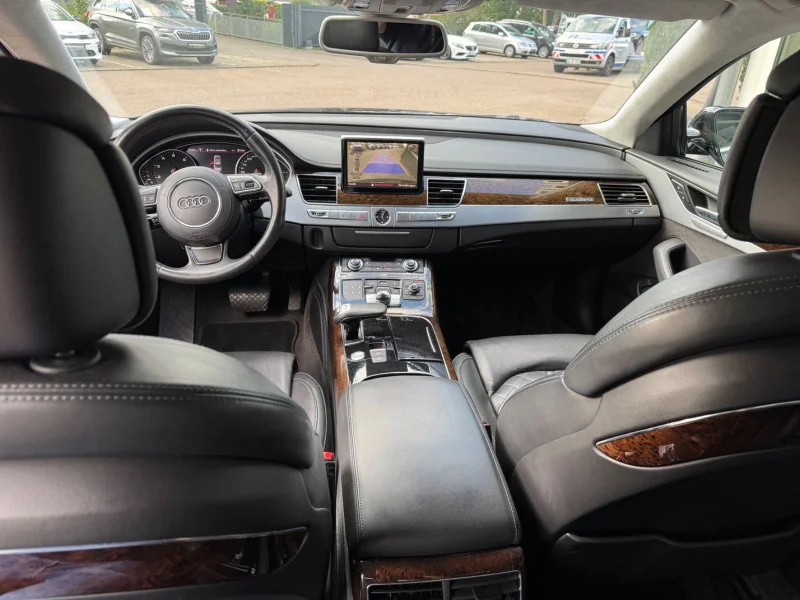 Audi A8 – 26