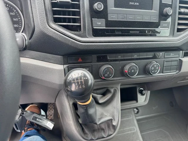VW Crafter Kasten Kasten 50 Extralang  Hochdach RWD – 13