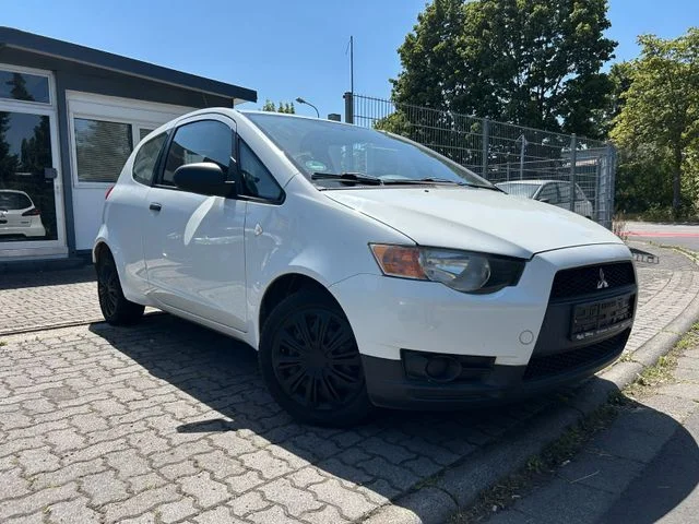 Mitsubishi Colt – 4