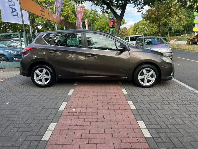 Nissan Pulsar – 5