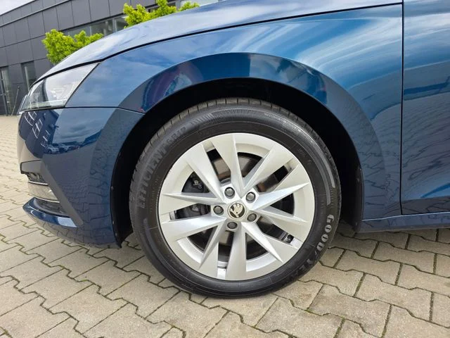 Škoda Octavia – 14