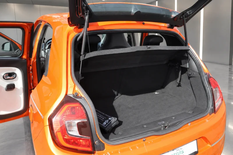 Renault Twingo – 24