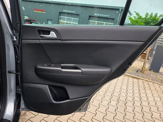 Kia Sportage – 21