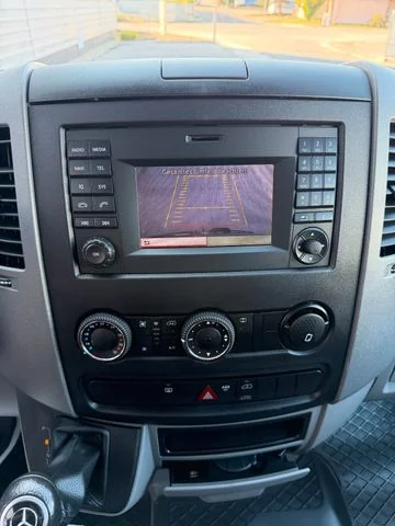 Mercedes-Benz Sprinter – 20