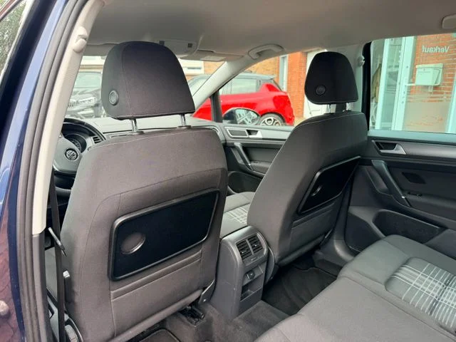 VW Golf Sportsvan – 17