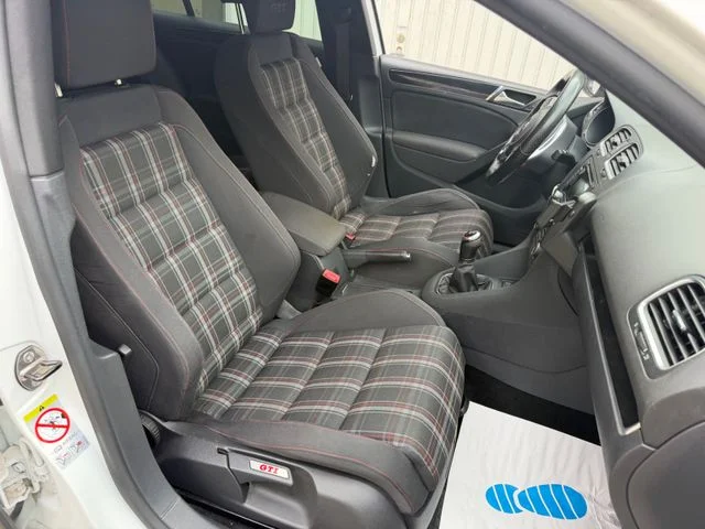 VW Golf – 11