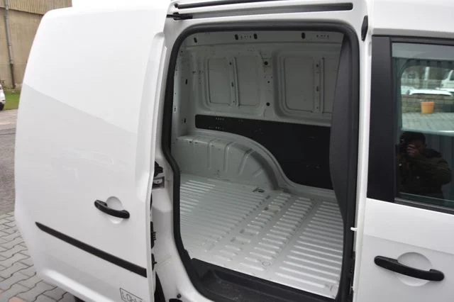 VW Caddy – 9