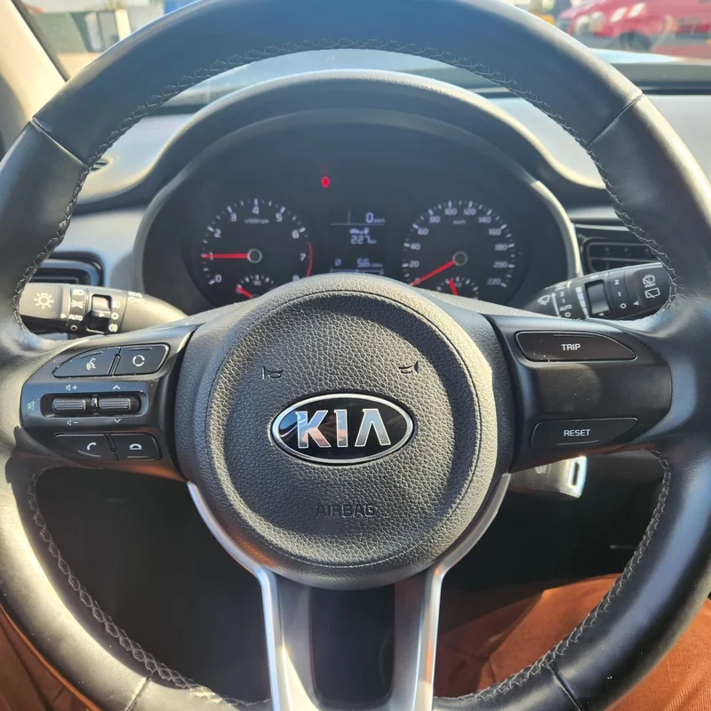 Kia Rio – 19