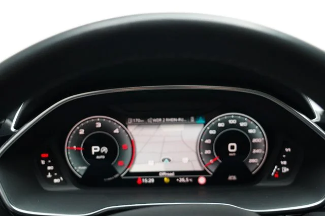 AUDI Q3 – 19