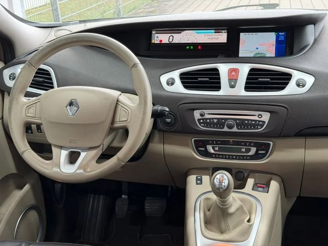 Renault Scenic – 18