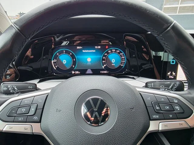 Volkswagen Golf – 41