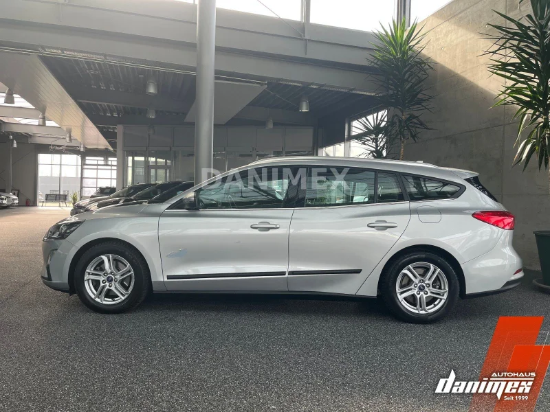 Ford Focus – 8