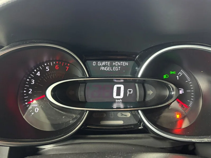 Renault Clio – 10