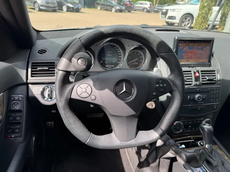 Mercedes-Benz C 63 AMG – 19