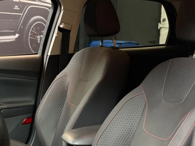 Ford Focus – 25