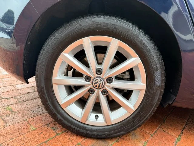 VW Golf Sportsvan – 10
