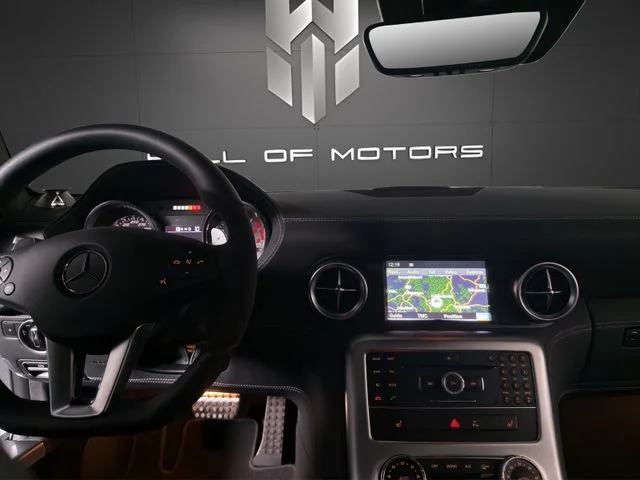 Mercedes-Benz SLS AMG – 11