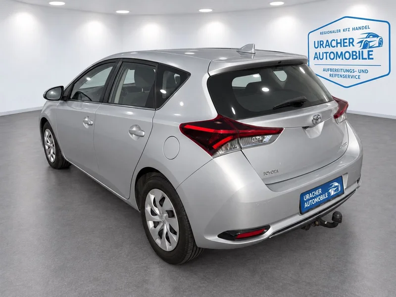 Toyota Auris – 5
