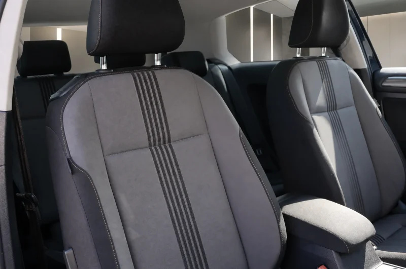 Volkswagen Golf – 11