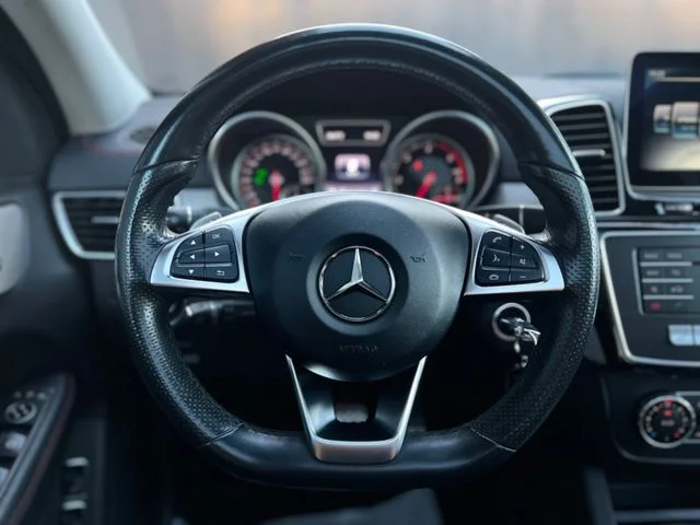 Mercedes-Benz GLE 350 – 11