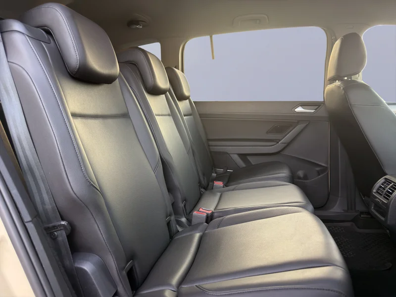 Volkswagen Touran Touran II – 19
