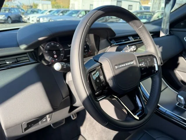 Land Rover Range Rover Velar – 12