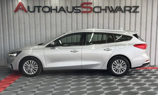 Ford Focus – 4