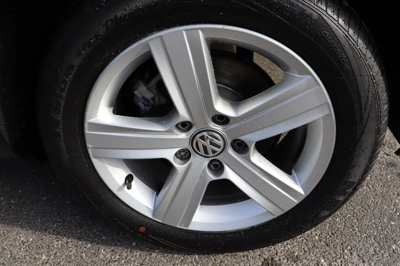 Volkswagen Golf – 9