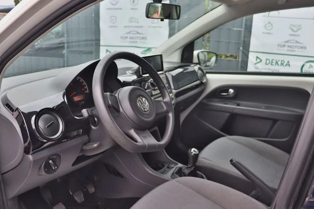 Volkswagen up – 8