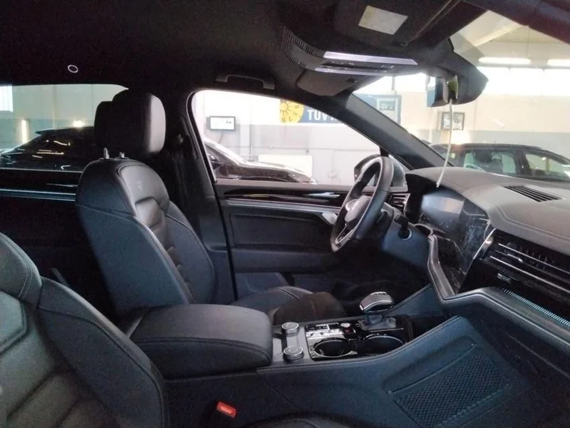 Volkswagen Touareg – 3