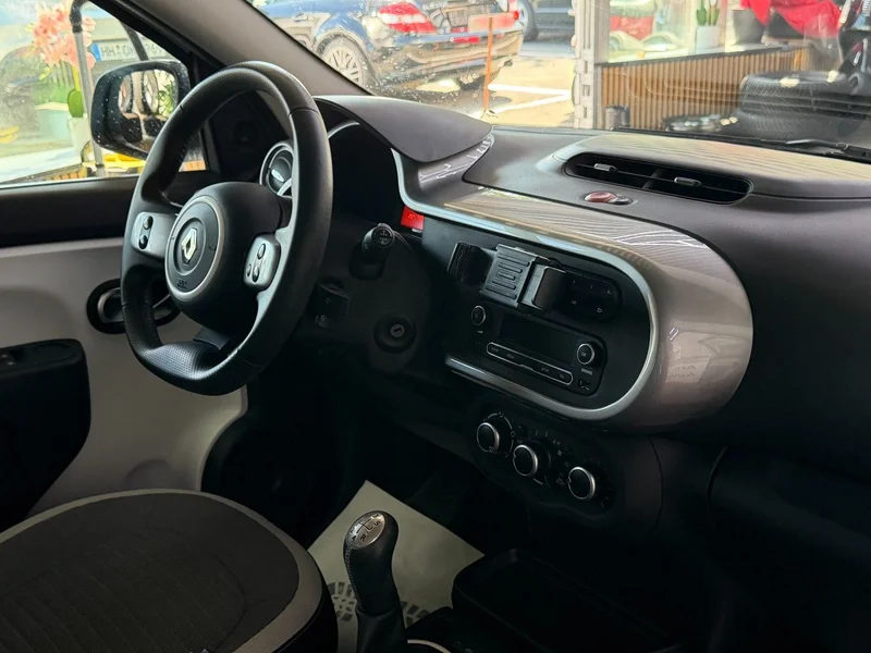 Renault Twingo – 14